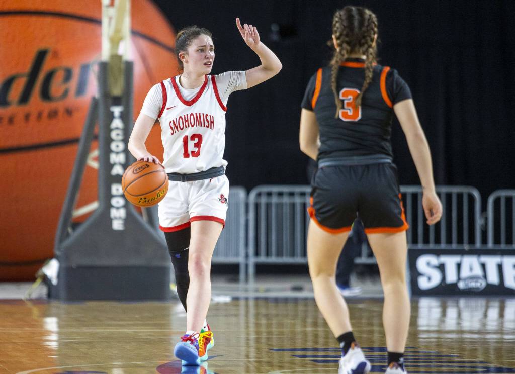 Snohomishs Sienna Capelli calls out a play during the 3A girls state basketball game against Kennewick on Wednesday, Feb. 28, 2024 in Tacoma, Washington. (Olivia Vanni / The Herald)