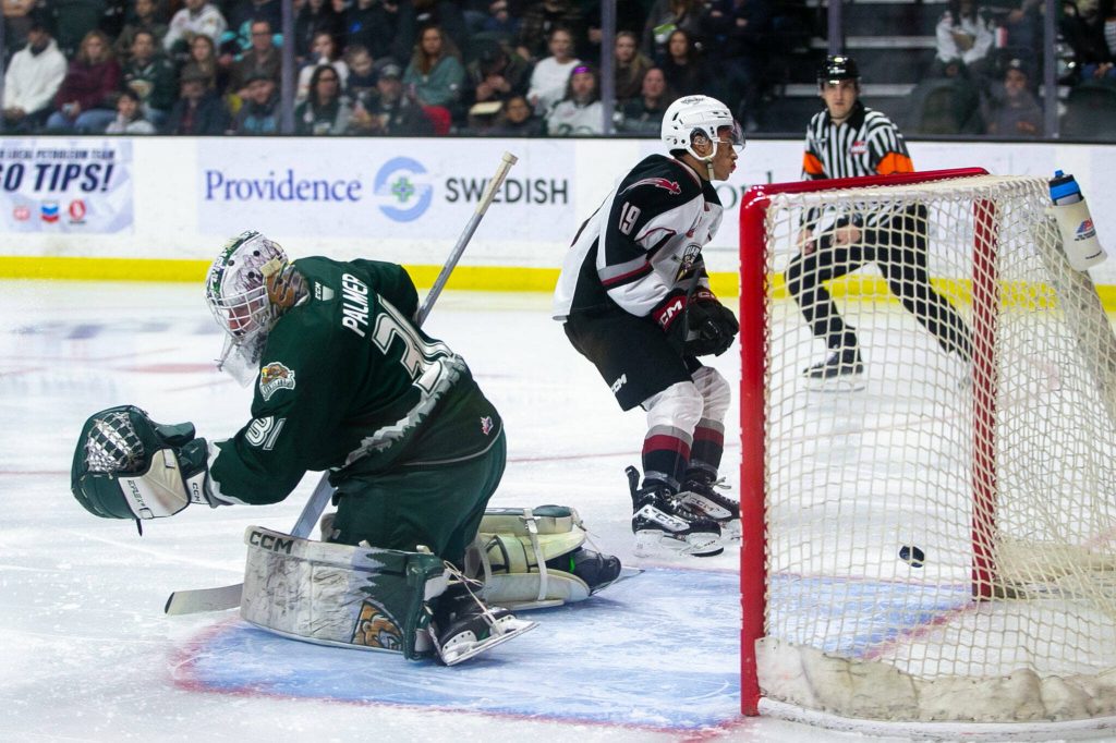 Vancouvers Cameron Schmidt scores in the opening minute of a playoff matchup with the Everett Silvertips on Friday, March 29, 2024, at Angel of the Winds Arena in Everrett, Washington. (Ryan Berry / The Herald)