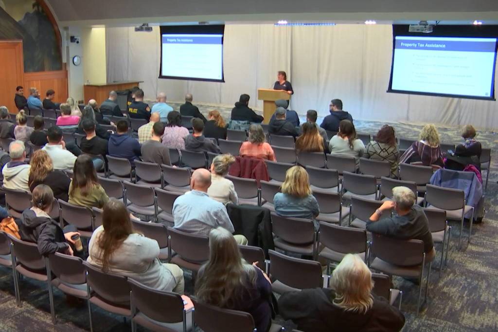 Mayor Cassie Franklin addresses city staff at a meeting on April 15. Photo obtained via records request.