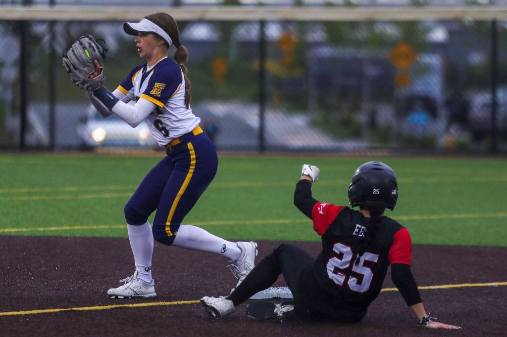 Everetts Anna Luscher (6) gets an out at second during a Class 3A District 1 softball championship game between Snohomish and Everett at Phil Johnson Fields in Everett, Washington on Thursday, May 16, 2024. Everett won, 10-0. (Annie Barker / The Herald)