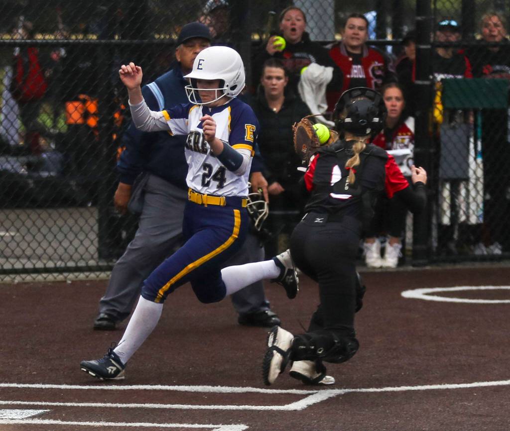 Everetts Samantha Stine (24) runs for home during a Class 3A District 1 softball championship game between Snohomish and Everett at Phil Johnson Fields in Everett, Washington on Thursday, May 16, 2024. Everett won, 10-0. (Annie Barker / The Herald)
