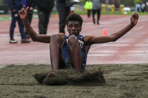 Everett High Schools Shukurani Ndayiragije is a contender to win all three jumping events at the Class 3A state boys track and field meet. (Annie Barker / The Herald)