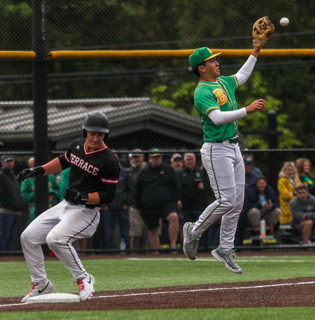 Mountlake Terraces Nolan Valdivia (5) steals third during a baseball game between Mountlake Terrace and Bishop Blanchet at Edmonds-Woodway High School in Edmonds, Washington on Saturday, May 18, 2024. Mountlake Terrace won, 12-7.(Annie Barker / The Herald)