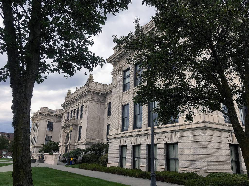 Everett High School. (Sue Misao / Herald file)