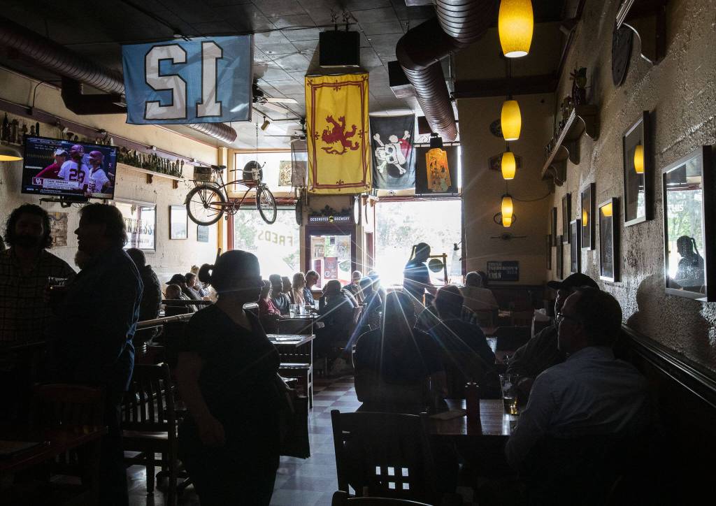 Customers fill Freds Rivertown Alehouse on Tuesday, June 4, 2024 in Snohomish, Washington. (Olivia Vanni / The Herald)