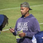 Dallas Cowboys defensive line coach Aden Durde talks with his players during a training camp walk-through on Aug. 2, 2023, in Oxnard, California. (Smiley N. Pool / The Dallas Morning News / TNS, file)