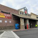 The Safeway store at 4128 Rucker Ave., on Wednesday, Nov. 29, 2023, in Everett, Washington. (Mike Henneke / The Herald)