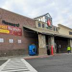 The Safeway store at 4128 Rucker Ave., on Wednesday, Nov. 29, 2023, in Everett, Washington. (Mike Henneke / The Herald)