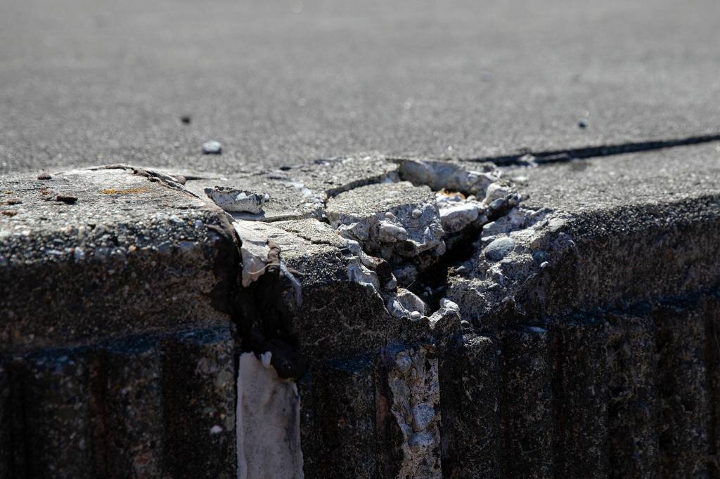 Wear and tear is apparent on the concrete exterior of Everetts 101-year-old reservoir Tuesday, July 23, 2024, in Everett, Washington. (Ryan Berry / The Herald)