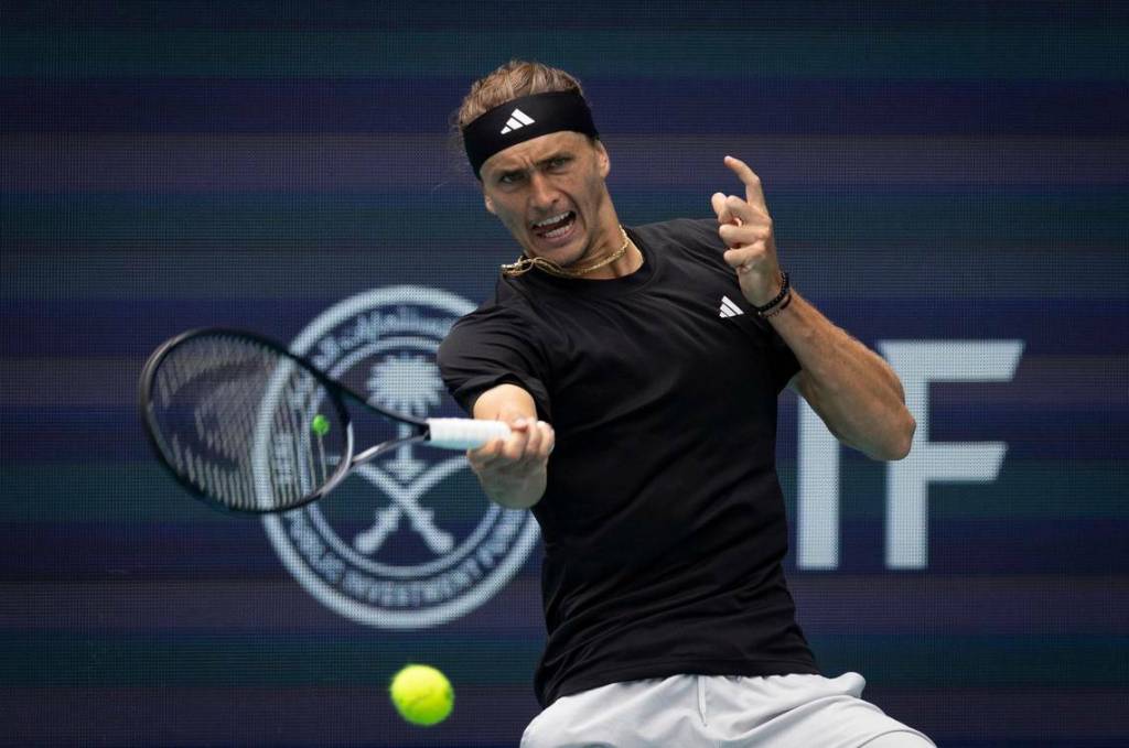 Alexander Zverev (GER) returns the ball during the first set of a mens singles match against Christopher Eubanks (USA) at the Miami Open tennis tournament on Monday, March 25, 2024, at the Hard Rock Stadium in Miami Gardens. (Alie Skowronski / Tribune News Service)