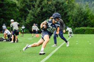 Seattle Seahawks tight end Bradley Russell practices at the Virginia Mason Athletic Center in Renton on Monday, August 19, 2024. (Photo courtesy of Edwin Hooper / Seattle Seahawks)