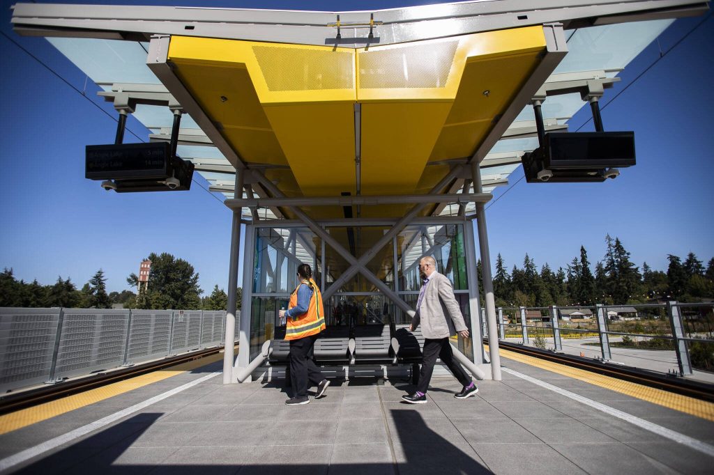 People explore the Shoreline South station on Wednesday, Aug. 28, 2024 in Mountlake Terrace, Washington. (Olivia Vanni / The Herald)