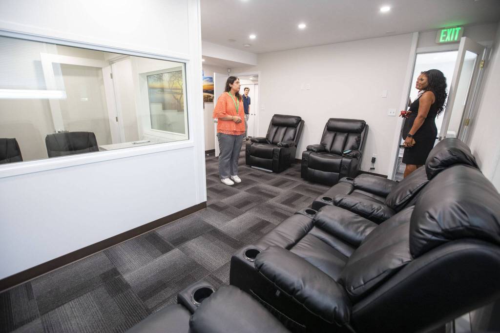People tour Helping Hands Helping newly expanded outpatient behavioral health facility on Friday, Sept. 6, 2024 in Everett, Washington. (Olivia Vanni / The Herald)