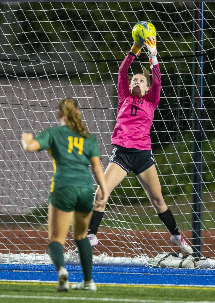 Archbishop Murphys Elle Kahn stops a shot on goal during the game against Shorecrest on Tuesday, Sept. 17, 2024 in Shoreline, Washington. (Olivia Vanni / The Herald)