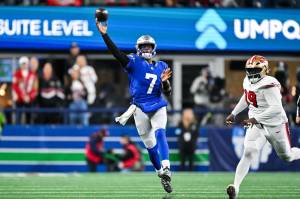 Geno Smith is terse after 2 picks in Seahawks loss to 49ers