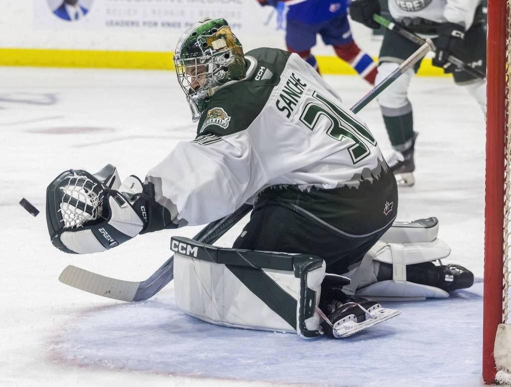 Silvertips Jesse Sanche blocks a shot during the game against the Edmonton Oil Kings on Friday, Oct. 25, 2024 in Everett, Washington. (Olivia Vanni / The Herald)