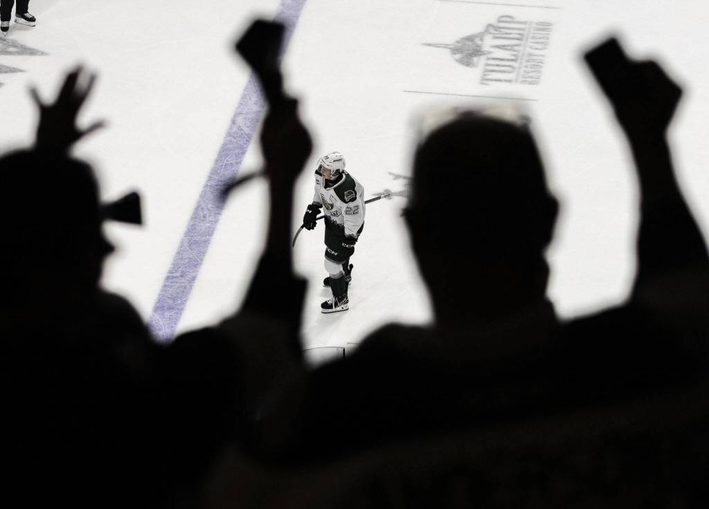 Silvertips fans cheer on Jesse Heslop after he scores a goal during the game against the Edmonton Oil Kings on Friday, Oct. 25, 2024 in Everett, Washington. (Olivia Vanni / The Herald)
