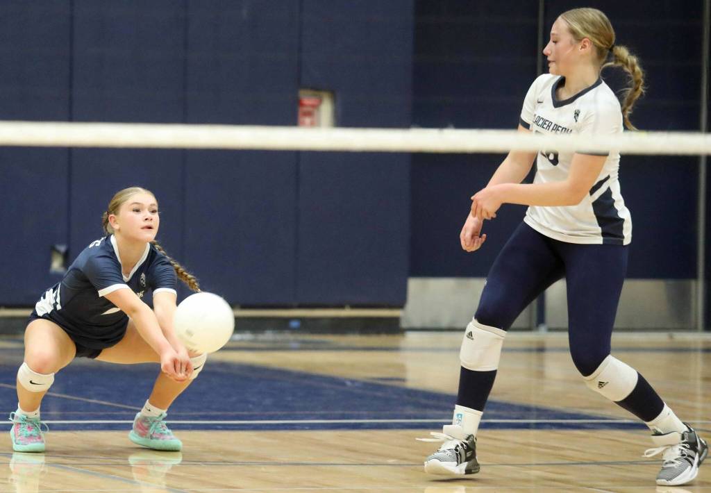Glacier Peak senior libero Tessa Mossburg returns a serve during the Wesco 4A title game against Lake Stevens in Snohomish, Wash., on Monday, Nov. 4, 2024. The Vikings won in four sets, 3-1. (Taras McCurdie / The Herald)