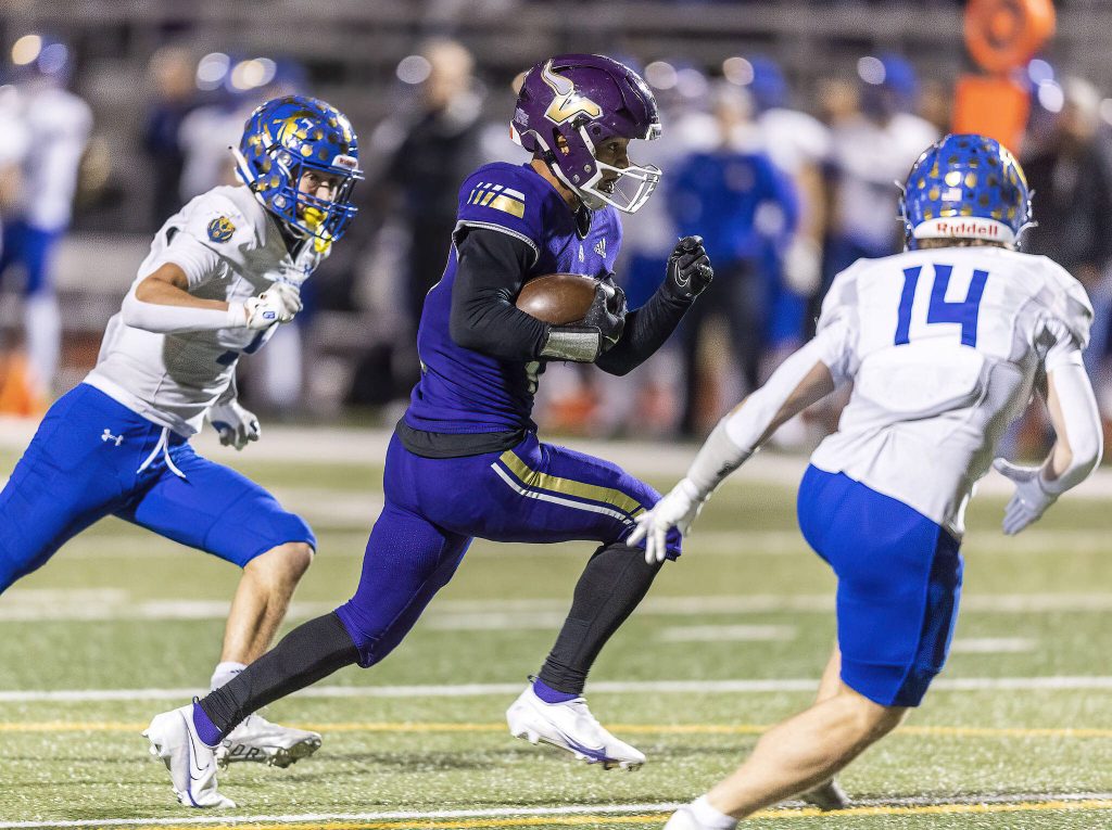 during the 4A district game against Tahoma on Friday, Nov. 8, 2024 in Lake Stevens, Washington. (Olivia Vanni / The Herald)