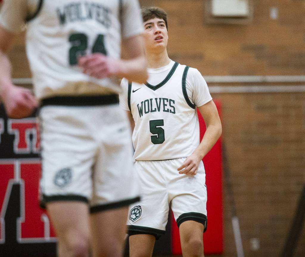 Jacksons Joey Gosline reacts to the score during the game against Squalicum on Friday, Dec. 27, 2024 in Mountlake Terrace, Washington. (Olivia Vanni / The Herald)