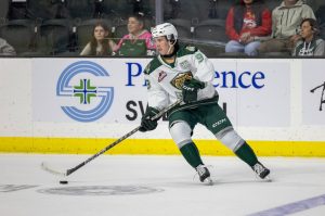 Everett Silvertips defenseman Landon DuPont recorded one goal and three assists last week. (Photo courtesy of Andy Glass / Everett Silvertips)