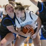 Meadowdales Lexi Zardis scrambles for the ball during the game against Shorewood on Wednesday, Jan. 22, 2025 in Lynnwood, Washington. (Olivia Vanni / The Herald)