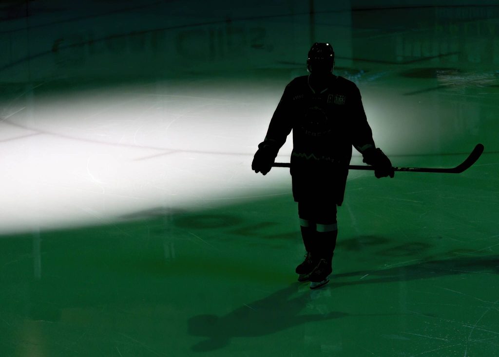 Silvertips Kaden Hammell skates onto the ice before the start of the third quarter during the game against the Medicine Hat Tigers on Wednesday, Jan. 29, 2025 in Everett, Washington. (Olivia Vanni / The Herald)