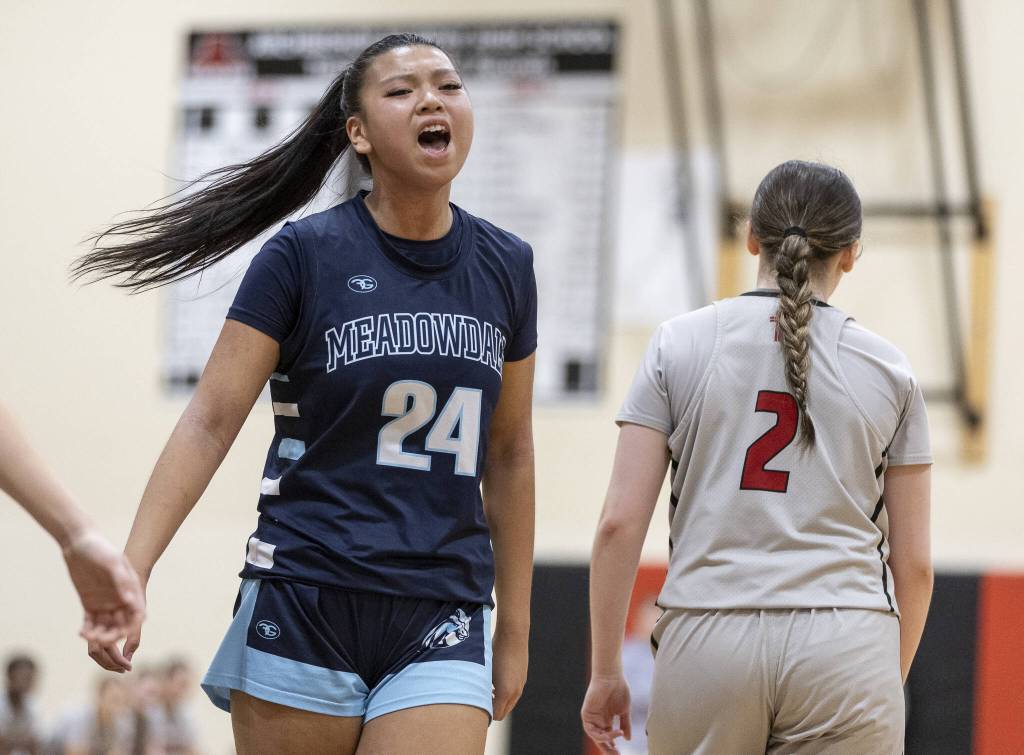 Meadowdales Sam Medina reacts to a foul call during the game against Archbishop Murphy on Thursday, Jan. 30, 2025 in Everett, Washington. (Olivia Vanni / The Herald)