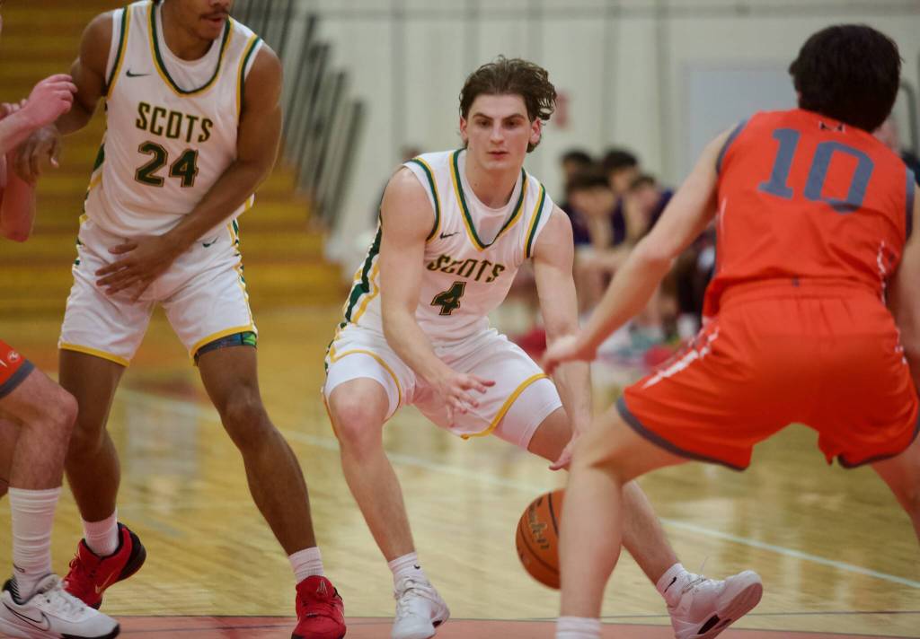 Shorecrest senior Porter Swanson shows off his handles against Monroe in the District 1 Boys 3A Basketball Semifinals in Marysville, Washington on Feb. 19, 2025. (Joe Pohoryles / The Herald)