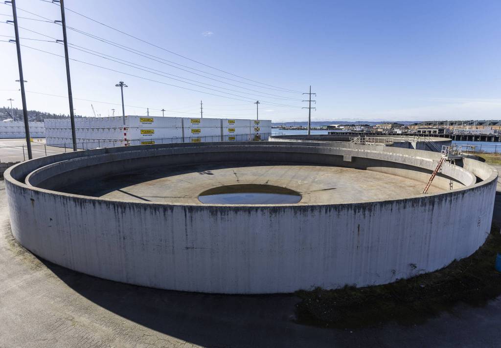 The Port Gardner Storage Facilitys additional overflow tanks on Thursday, Feb. 27, 2025 in Everett, Washington. (Olivia Vanni / The Herald)