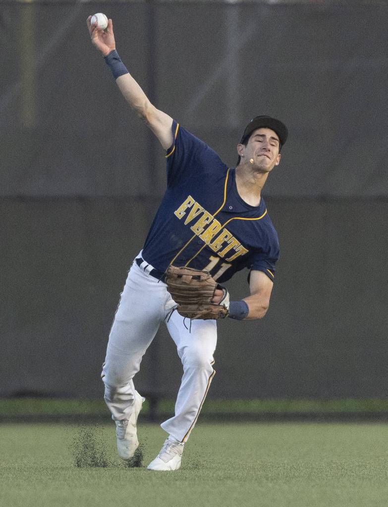 Everetts Andreas Gutierrez throws the ball in from the outfield during the game against Monroe on Wednesday, April 23, 2025 in Monroe, Washington. (Olivia Vanni / The Herald)