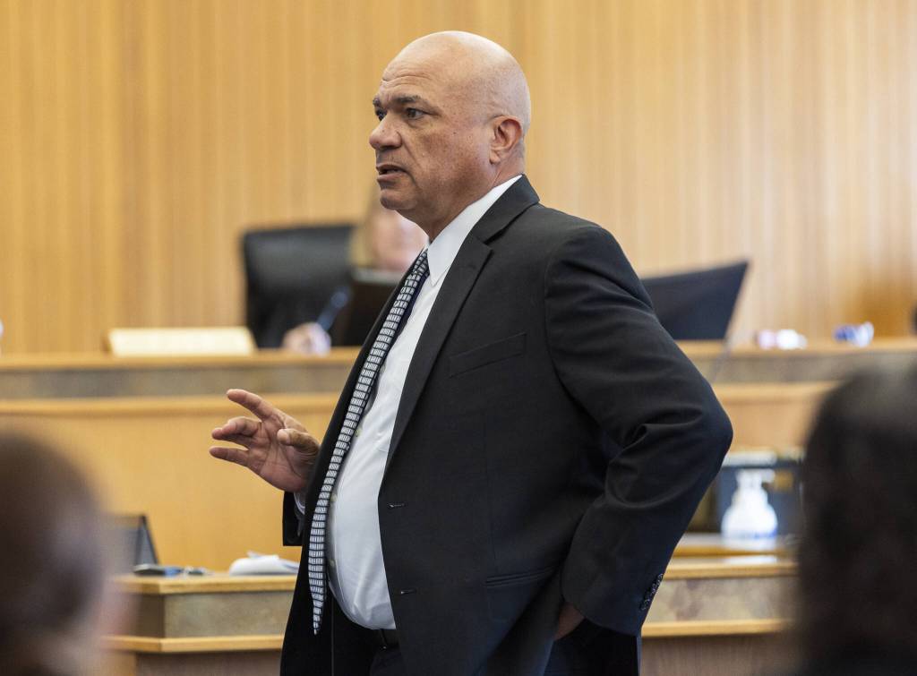Defense attorney David Roberson delivers closing statement during the trial of Christian Sayre at the Snohomish County Courthouse on Thursday, May 8, 2025 in Everett, Washington. (Olivia Vanni / The Herald)