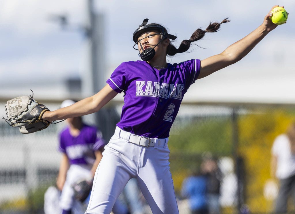 Kamiaks Synclair Mawudeku pitches during the game against North Creek on Monday, May 12, 2025 in Everett, Washington. (Olivia Vanni / The Herald)
