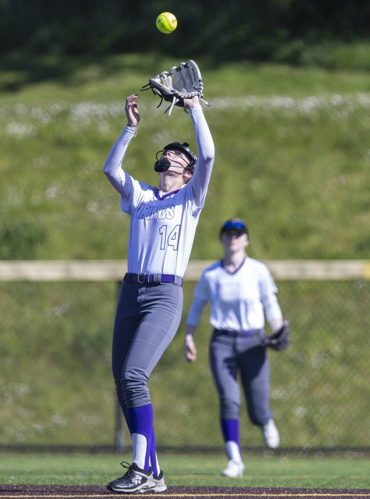 Lake Stevens Reese Breckenridge makes a catch during the game against Juanita on Monday, May 12, 2025 in Everett, Washington. (Olivia Vanni / The Herald)