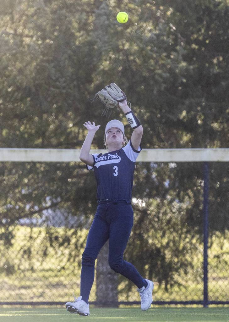 Glacier Peaks Morgan Udy makes a catch in the outfield during the game against Issaquah on Monday, May 12, 2025 in Everett, Washington. (Olivia Vanni / The Herald)