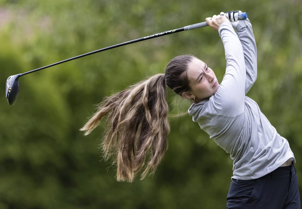 Glacier Peaks Calay McGee hits a drive during the 4A District 1 Golf Tournament at Snohomish Golf Course on Wednesday, May 14, 2025 in Snohomish, Washington. (Olivia Vanni / The Herald)