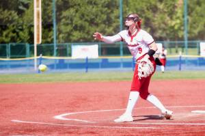 Snohomish junior Abby Edwards delivers a pitch during the Panthers' 3-2 loss to Liberty in the 3A State Softball semifinals in Lacey, Washington on May 24, 2025. (Joe Pohoryles / The Herald)