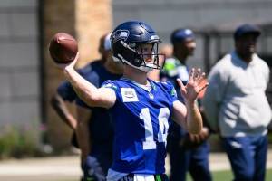 Seahawks quarterback Sam Darnold (14) participates in a workout during day six of OTAs at the Virginia Mason Athletic Center in Renton on Thursday, June 5, 2025. (Photo courtesy of Edwin Hooper / Seattle Seahawks)
