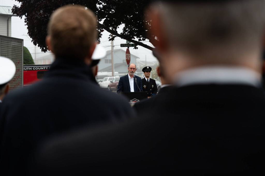 Edmonds Mayor Mike Rosen speaks during a commemoration of the 24th anniversary of the Sept. 11, 2001 attacks on Thursday, Sept. 11, 2025, in Edmonds, Washington. (Will Geschke / The Herald)