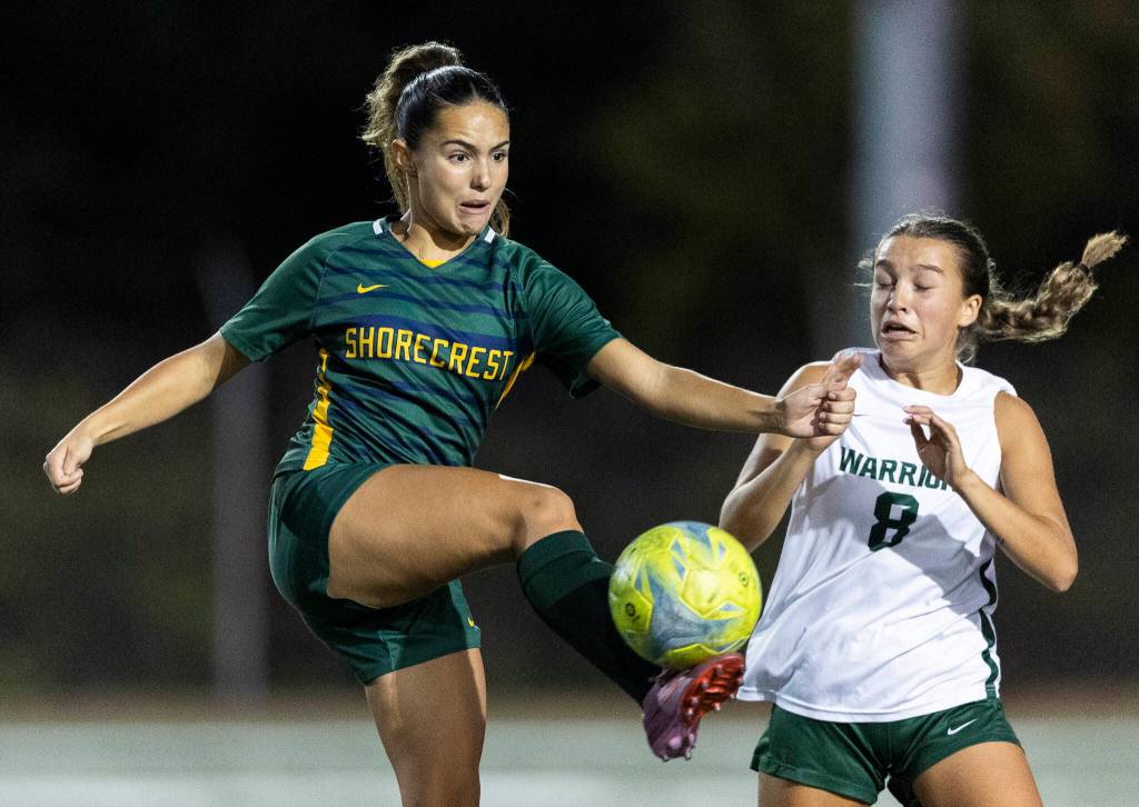 Shorecrests Anika Wallace kicks the ball out of the air during the game against Edmonds-Woodway on Sept. 23, 2025 in Shoreline, Washington. (Olivia Vanni / The Herald)