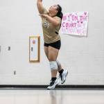 Lynnwoods Kristi Yun serves the ball during the game against Edmonds-Woodway on Oct. 29, 2025 in Edmonds, Washington. (Olivia Vanni / The Herald)