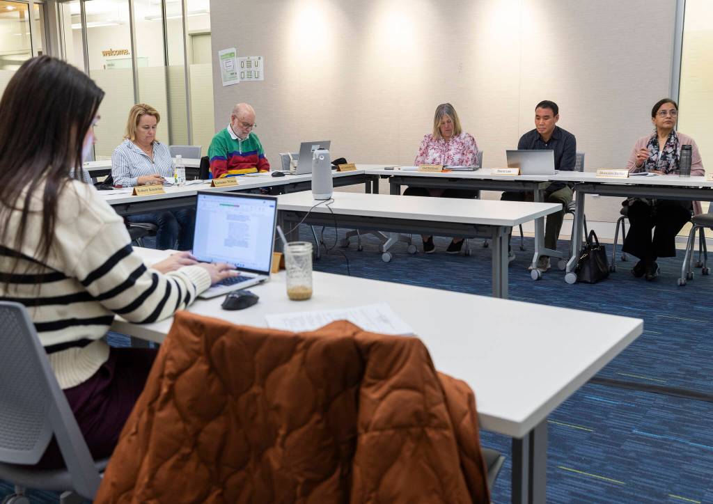 The Verdant Health Commission holds a meeting on Oct. 22, 2025 in Lynnwood, Washington. (Olivia Vanni / The Herald)