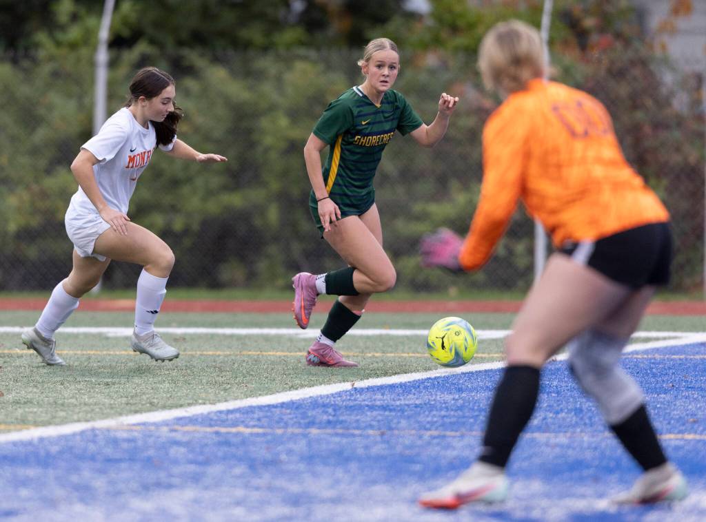 Shorecrests Pip Watkinson dribbles the ball upfield during the 3A girls district game against Monroe on Nov. 4, 2025 in Shoreline, Washington. (Olivia Vanni / The Herald)