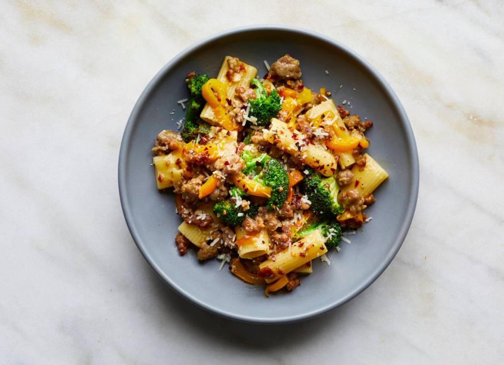 Sausage and Peppers Pasta With Broccoli. Food Stylist: Simon Andrews. (Con Poulos/The New York Times)