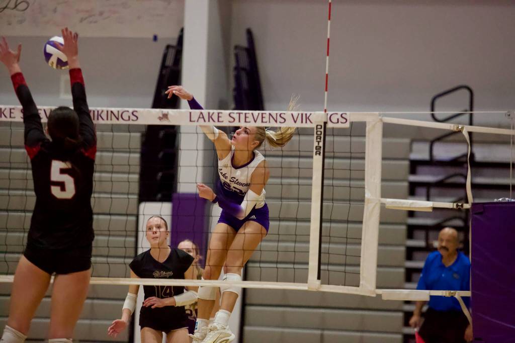 Lake Stevens senior Laura Eichert elevates for a spike in the Vikings 3-0 win against Mount Si in the District 1/2 4A semifinals at Lake Stevens High School on Nov. 13, 2025. (Joe Pohoryles / The Herald)