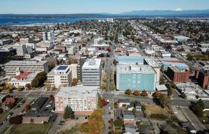 A view of downtown Everett facing north on Oct. 14, 2025. (Olivia Vanni / The Herald)