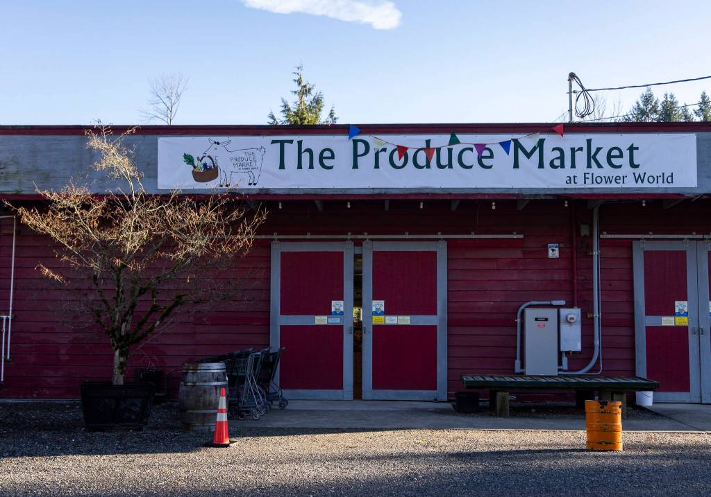 The Produce Market at Flower World on Wednesday, Dec. 31, 2025 in Snohomish, Washington. (Olivia Vanni / The Herald)