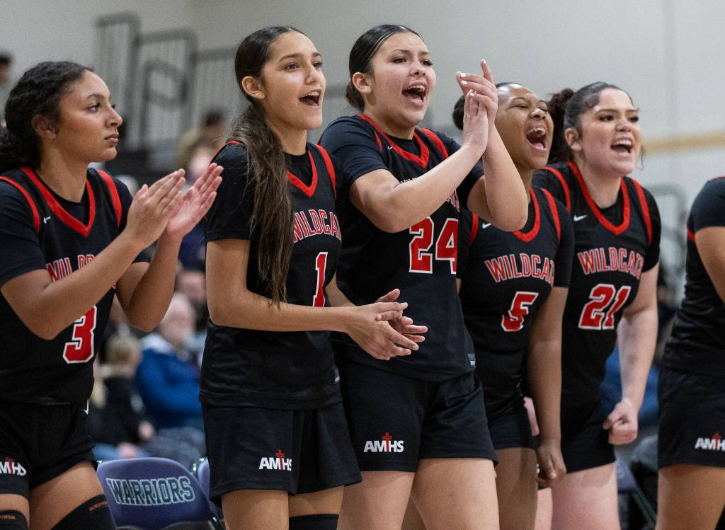 The Archbishop Murphy bench reacts to a score during the game against Edmonds-Woodway on Tuesday, Jan. 20, 2026 in Edmonds, Washington. (Olivia Vanni / The Herald)