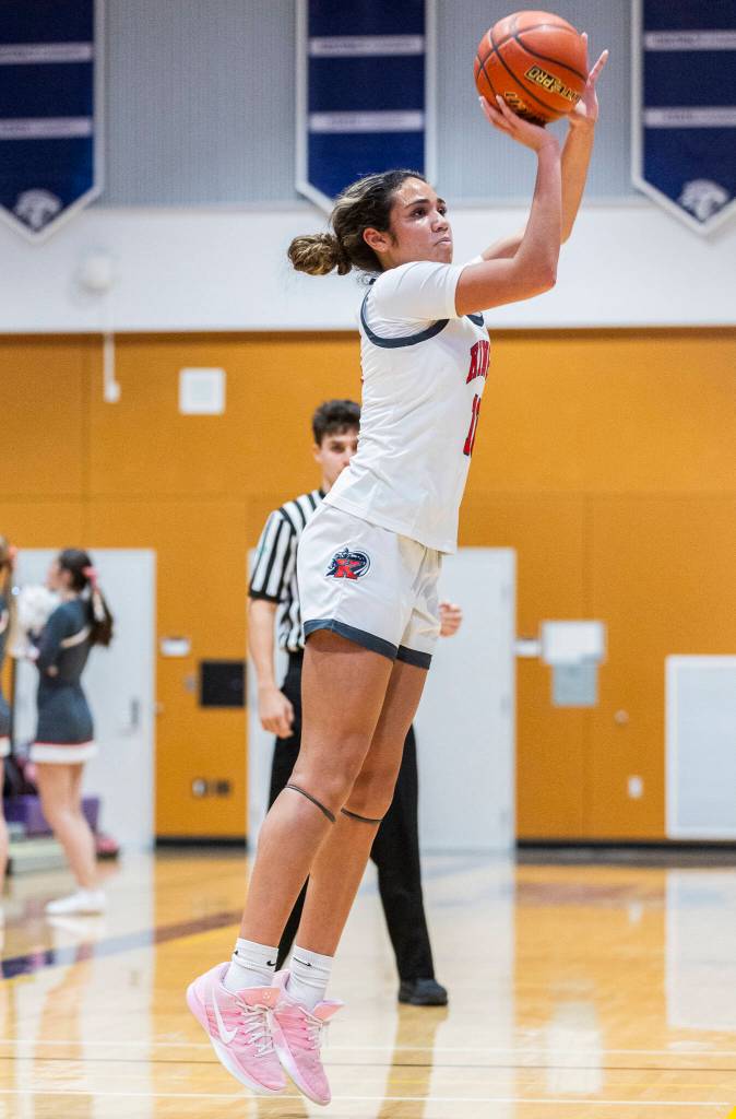 Kings Kaleo Anderson takes a three-point shot during the 2A state opening round game against Lakeside on Friday, Feb. 27, 2026 in Bothell, Washington. (Olivia Vanni / The Herald)