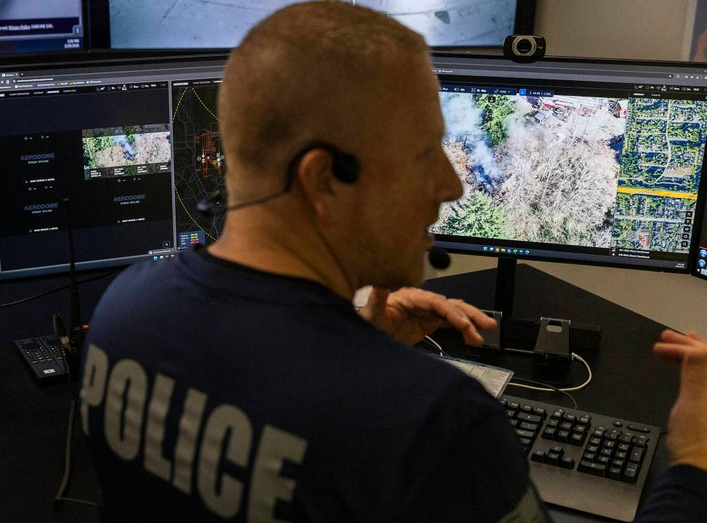 Everett Police Sgt. Robert Edmonds talks through the procedures when arriving on a call on Feb. 25 in Everett.